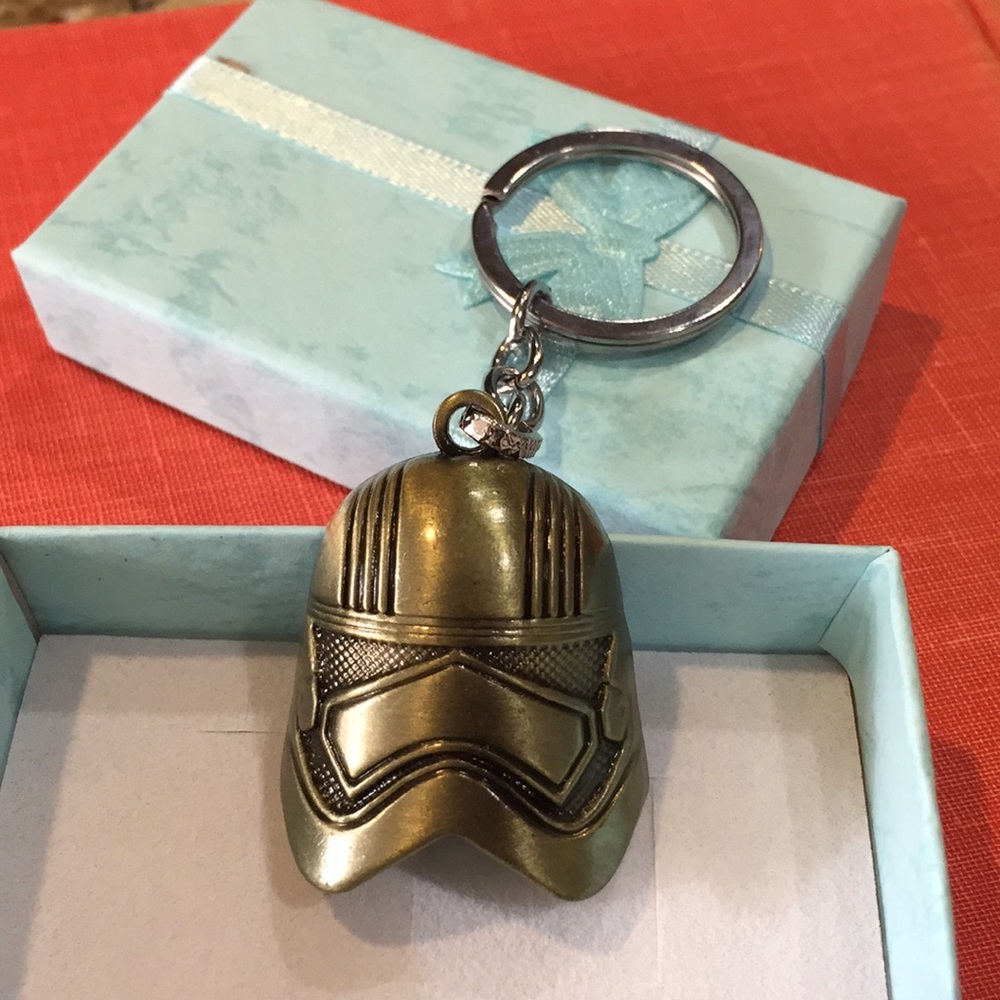 Star Wars Battle Helmet Keychain/New